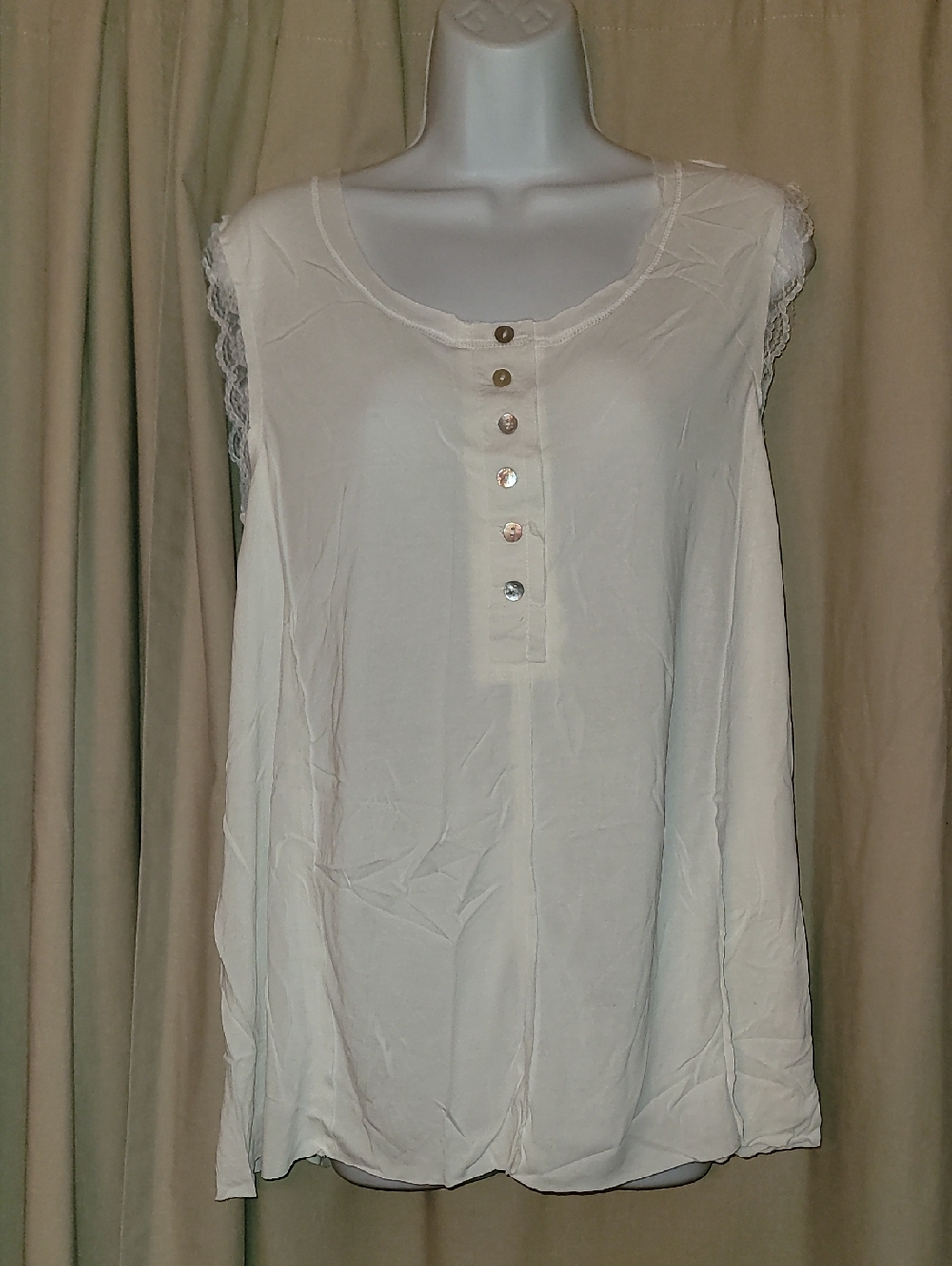 POL White Sleeveless Henley Top with Lace Trim